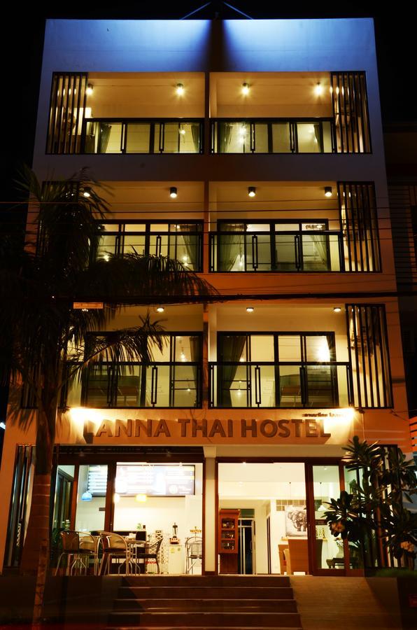 Lanna Thai Hostel Чиангмай Екстериор снимка