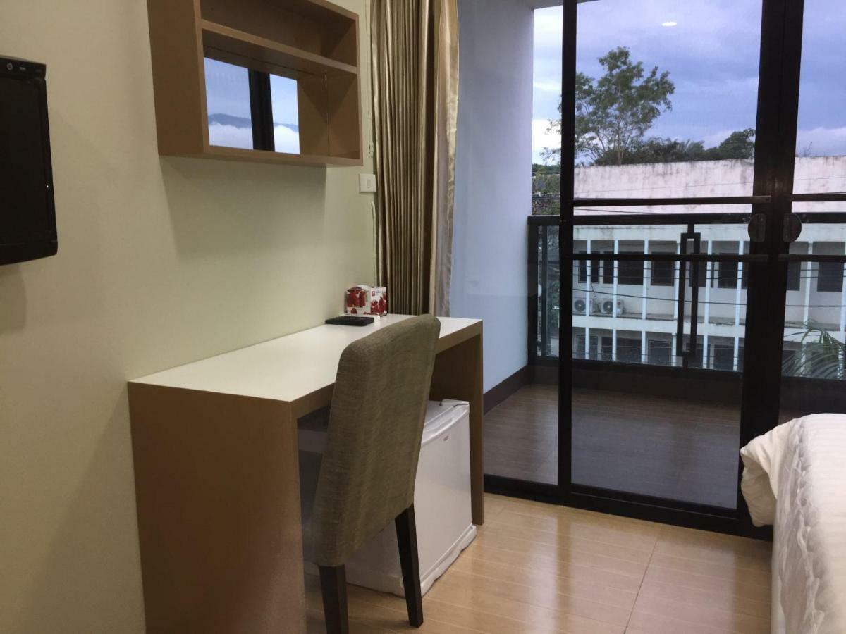 Lanna Thai Hostel Чиангмай Екстериор снимка