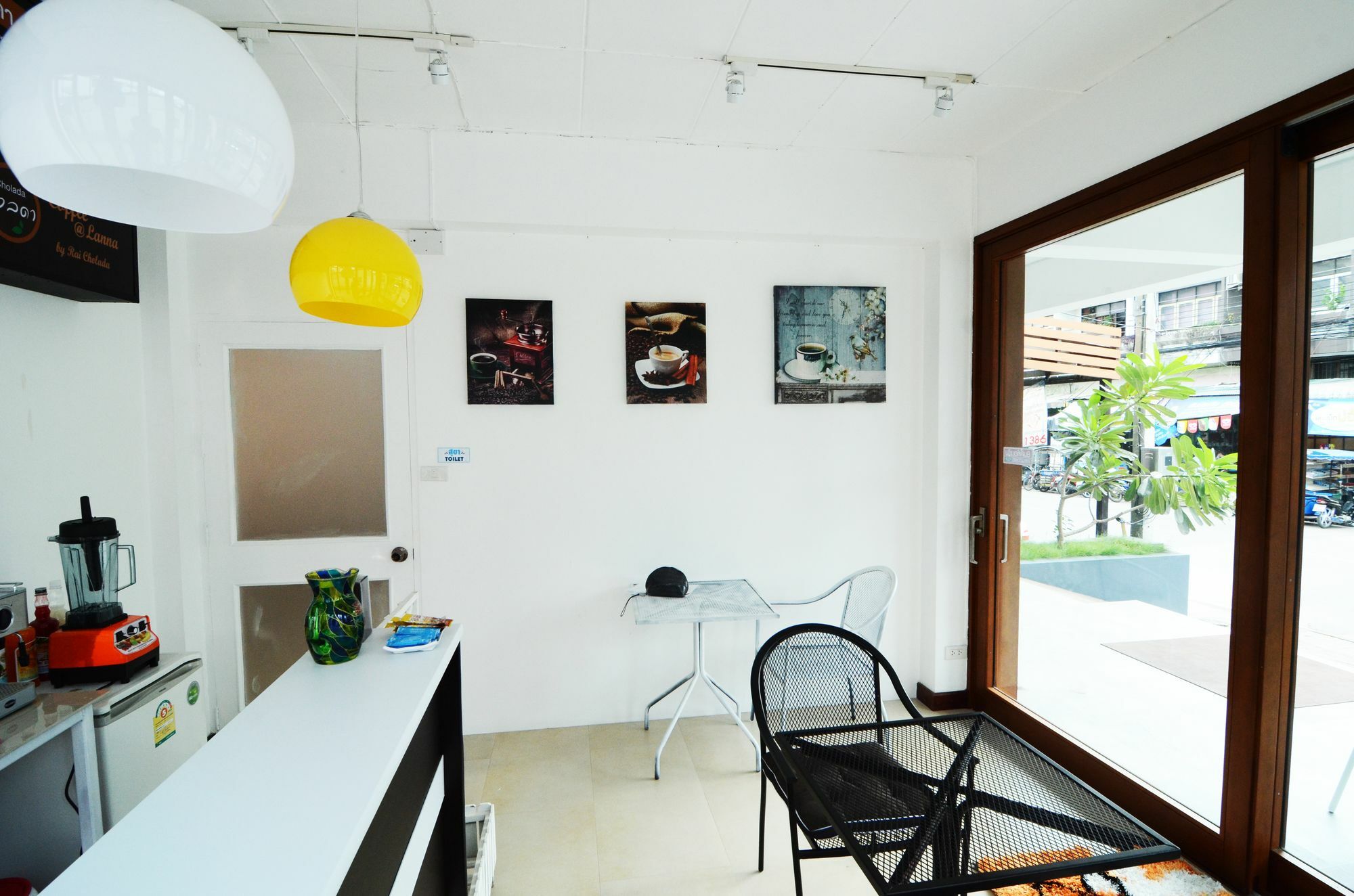 Lanna Thai Hostel Чиангмай Екстериор снимка